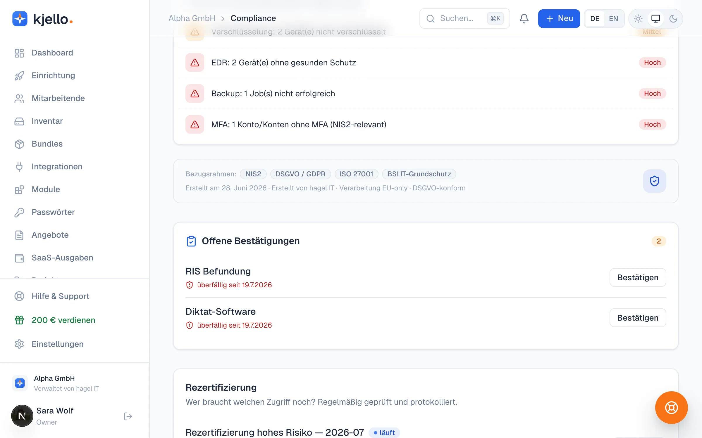 Compliance-Ansicht im kjello-Portal mit offenen Bestätigungen und laufenden Rezertifizierungs-Kampagnen